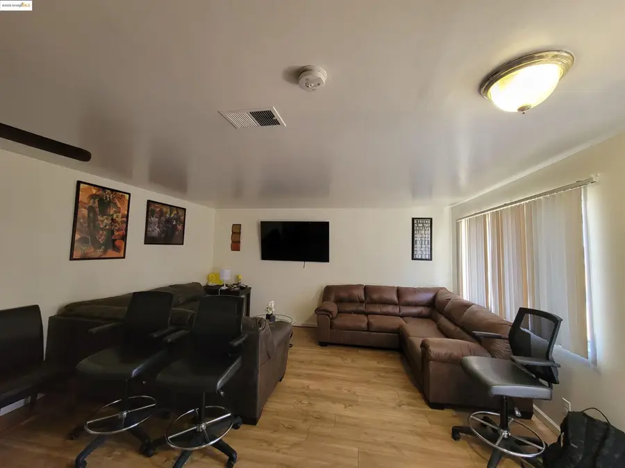 1713 Magnolia Way, Antioch, CA 94509 - Image #2