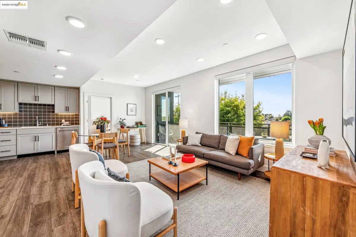 10300 San Pablo Ave #303, El Cerrito, CA 94530 - Image #1