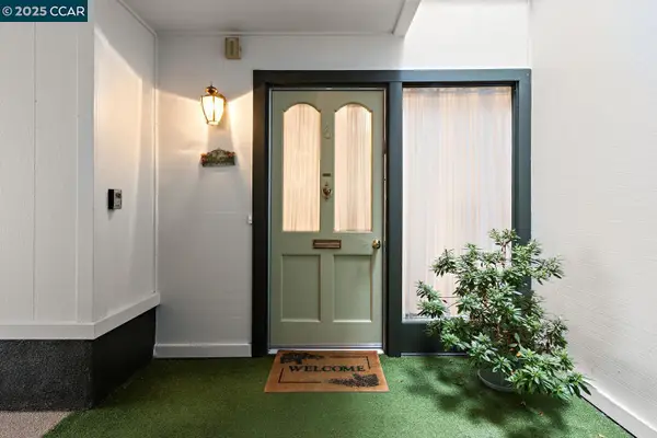 2709 Golden Rain Road #6, Walnut Creek, CA 94595