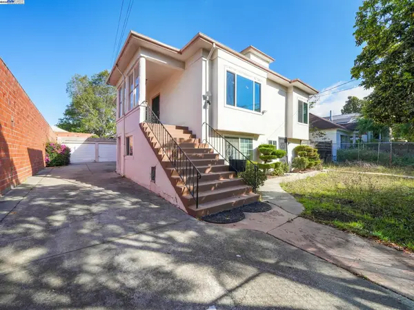 486 Mcauley St, Oakland, CA 94609