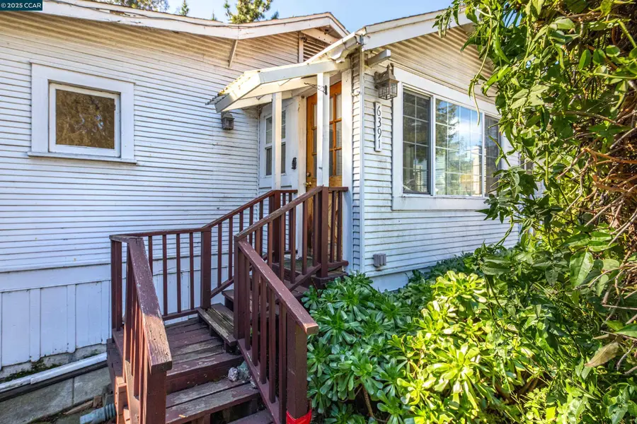 6391 Hillmont Dr, Oakland, CA 94605 - Image #2