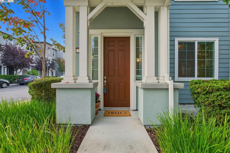 201 Jetty Dr, Richmond, CA 94804 - Image #3