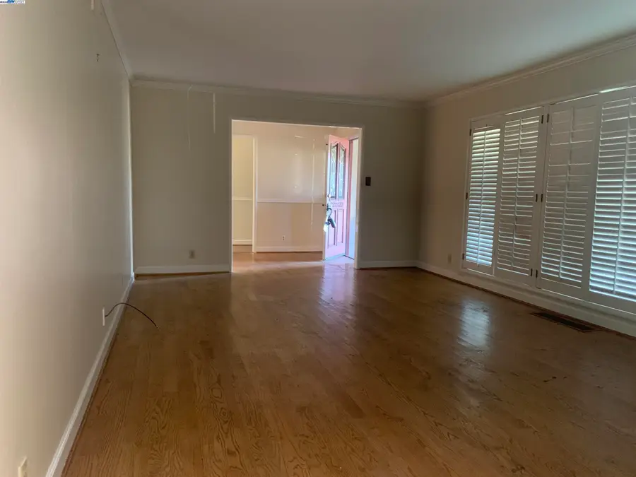 2738 W Benjamin Holt Dr, Stockton, CA 95207 - Image #2