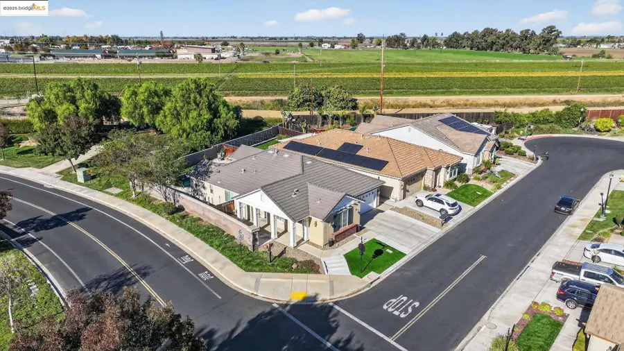 605 Mystic Ct, Discovery Bay, CA 94505 - Image #3