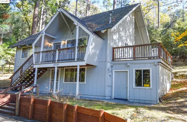 17121 Smokey River Dr, Sonora, CA 95370