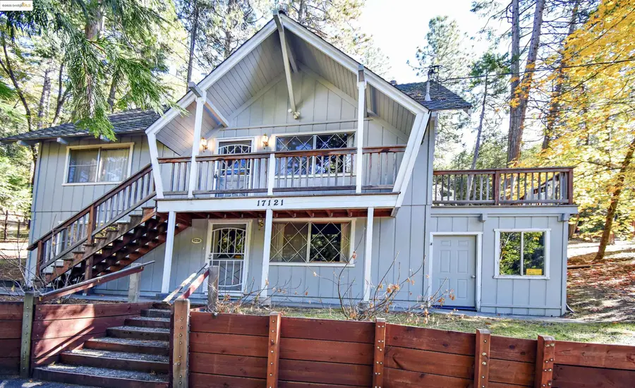 17121 Smokey River Dr, Sonora, CA 95370 - Image #2
