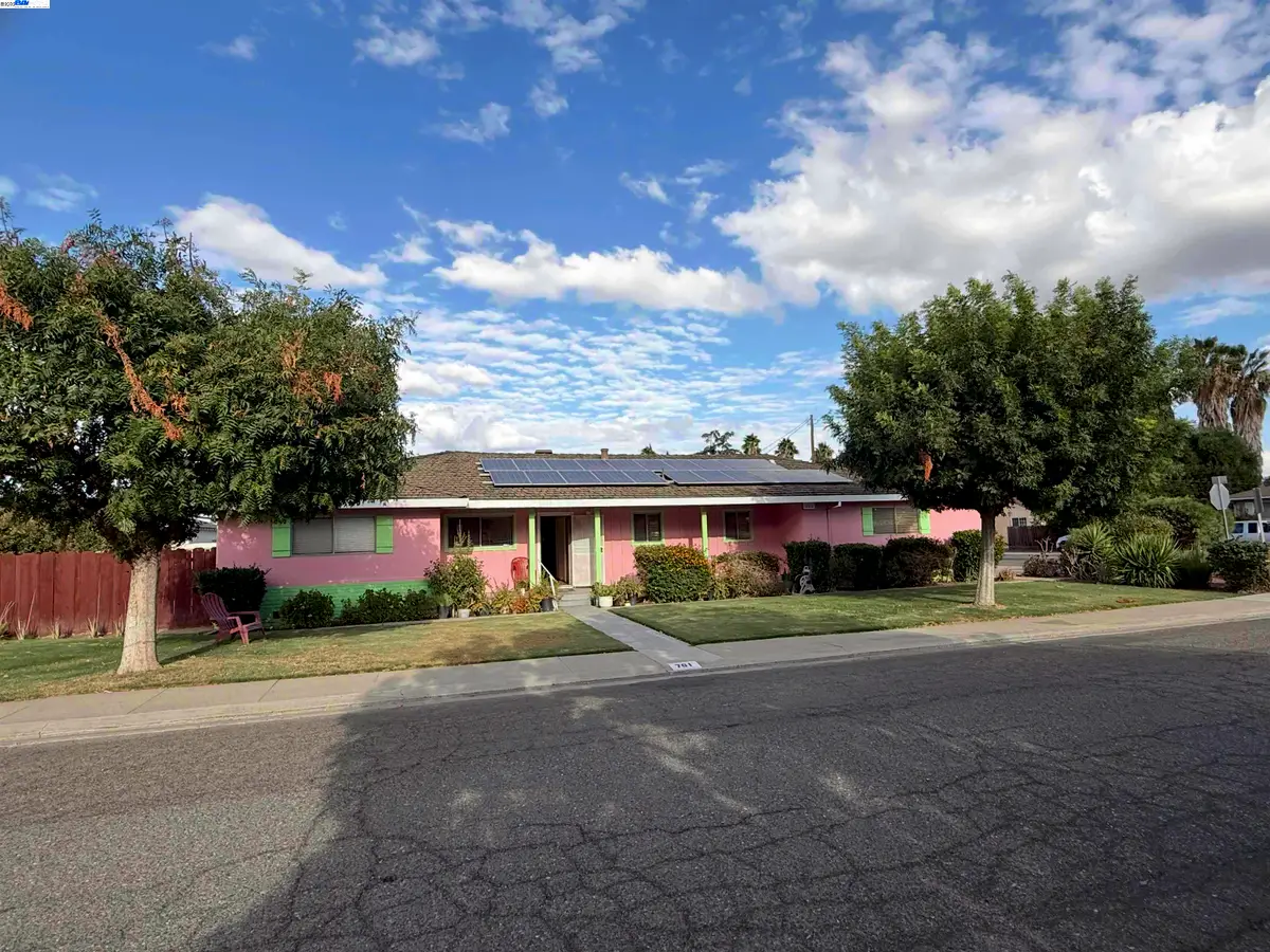 701 N 3rd St, Patterson, CA 95363 - Image #1