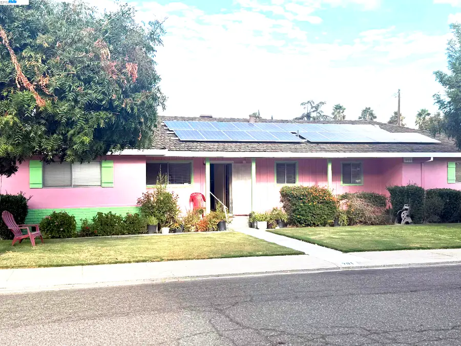 701 N 3rd St, Patterson, CA 95363 - Image #2