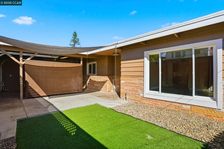 2555 Orange St, Martinez, CA 94553 - Image #2