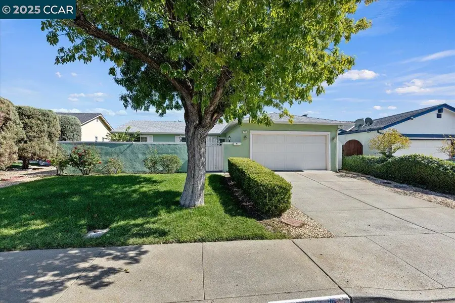 1746 San Jose Dr, Antioch, CA 94509 - Image #2