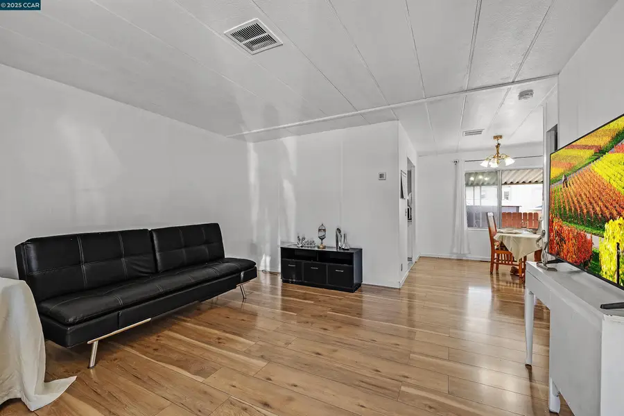 137 Valencia Dr #137, Fairfield, CA 94533 - Image #3