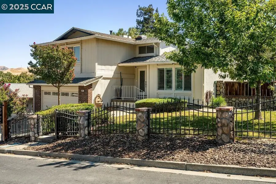 3988 Alta Vista Cir, Pittsburg, CA 94565 - Image #2