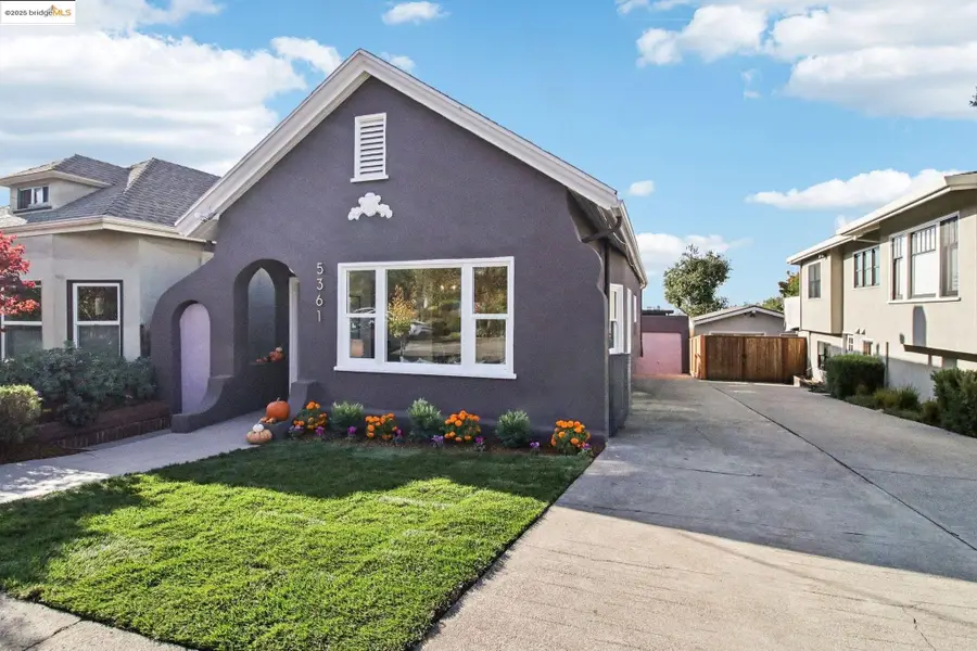 5361 Thomas Ave, Oakland, CA 94618 - Image #2
