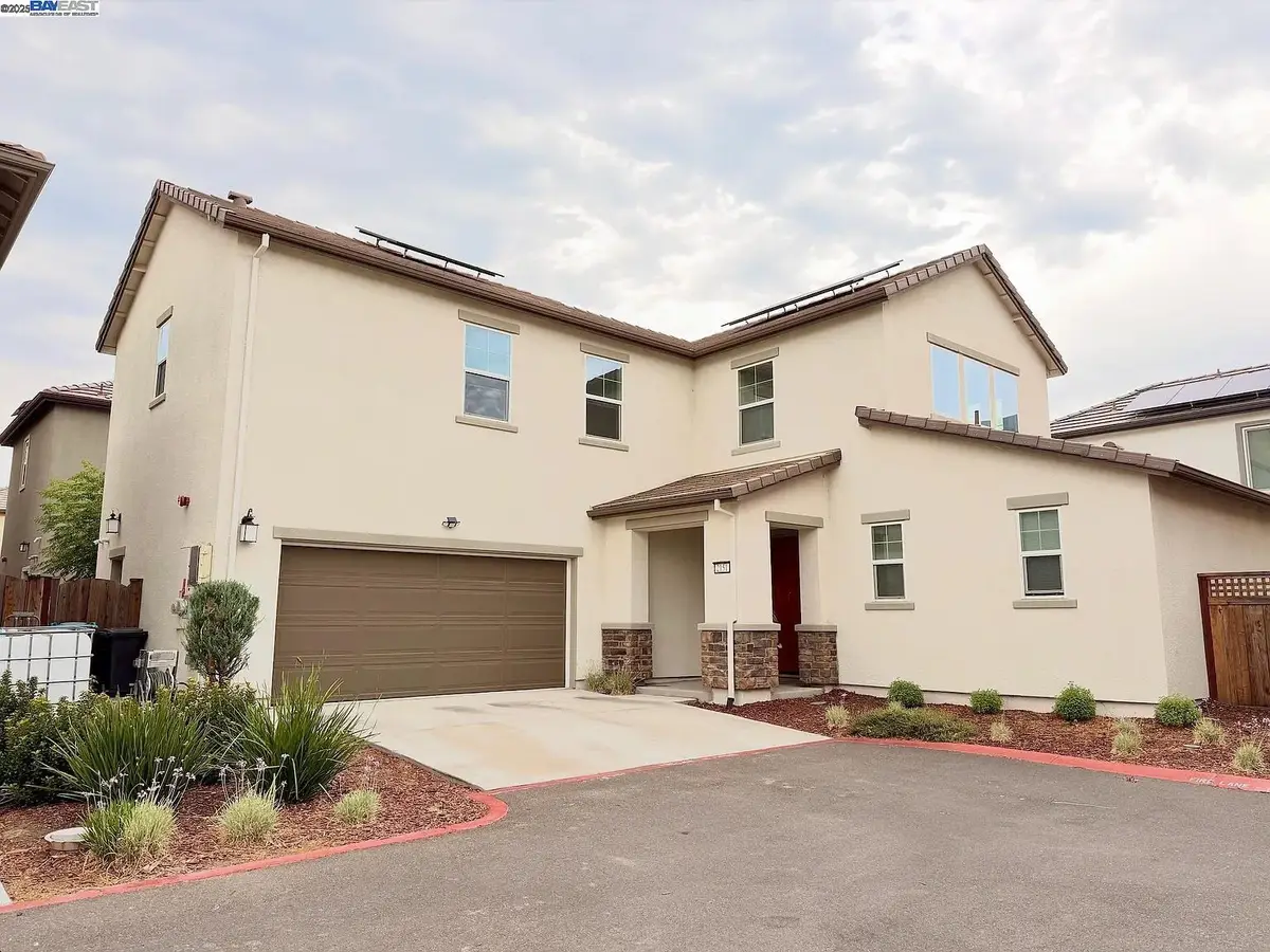 2151 Daimler St, Lathrop, CA 95330 - Image #1