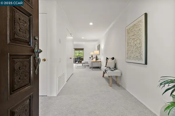 4033 Terra Granada Dr #3C, Walnut Creek, CA 94595