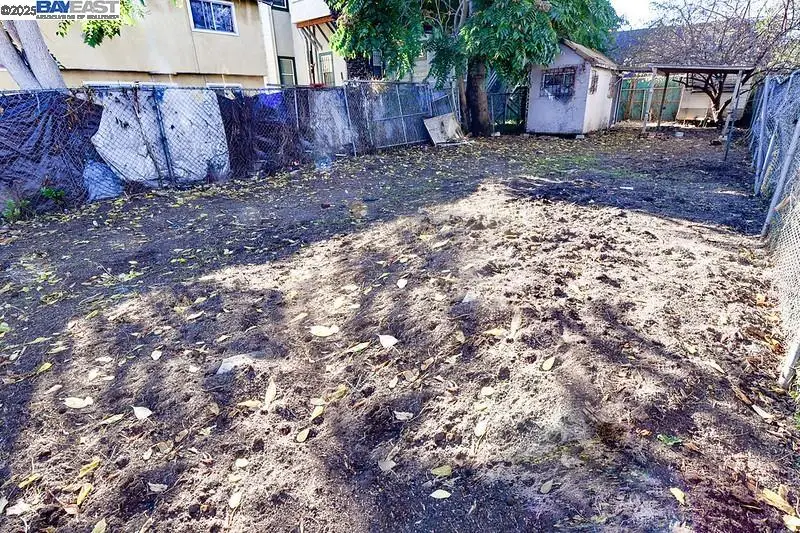 1011 Willow St, Oakland, CA 94607 - Image #2