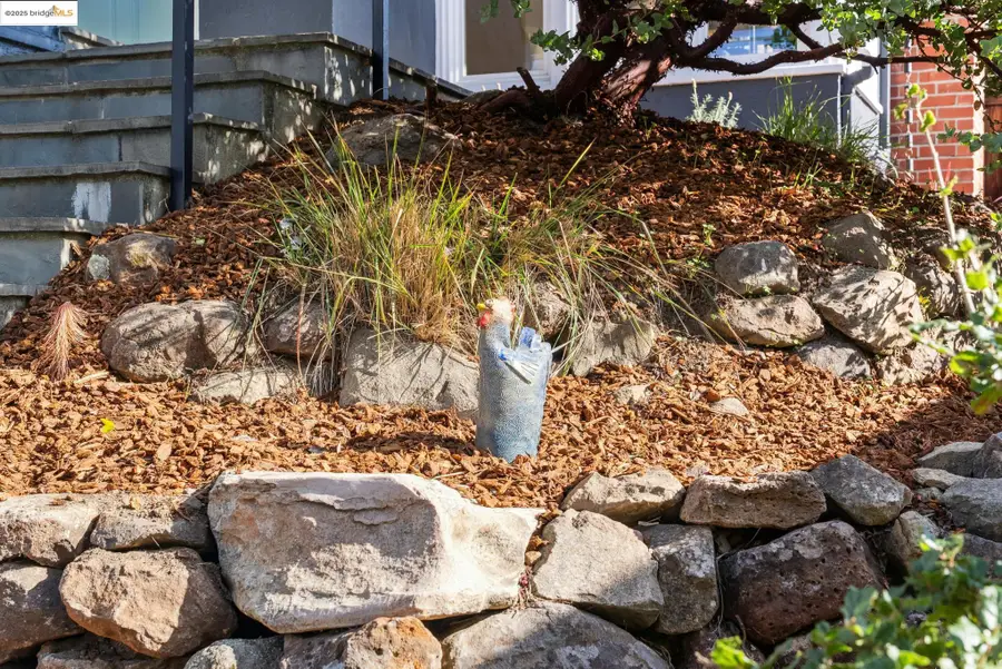 1842 Brentwood, Oakland, CA 94602 - Image #3