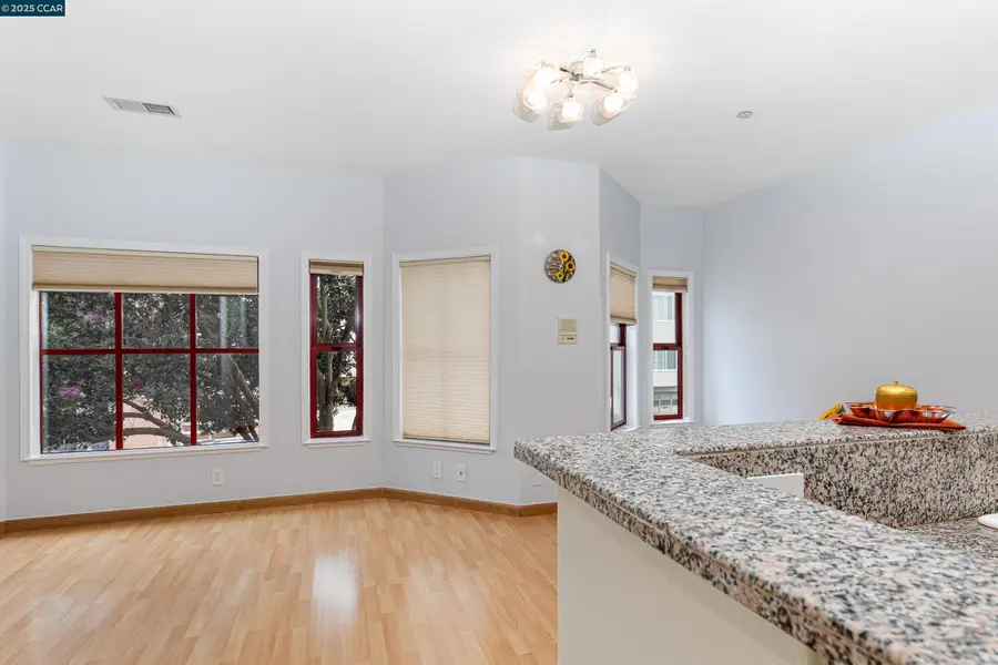 813 47th Ave #2, San Francisco, CA 94121 - Image #3