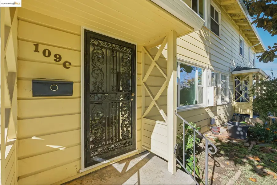 109 Cypress St. #C, Alameda, CA 94501 - Image #2