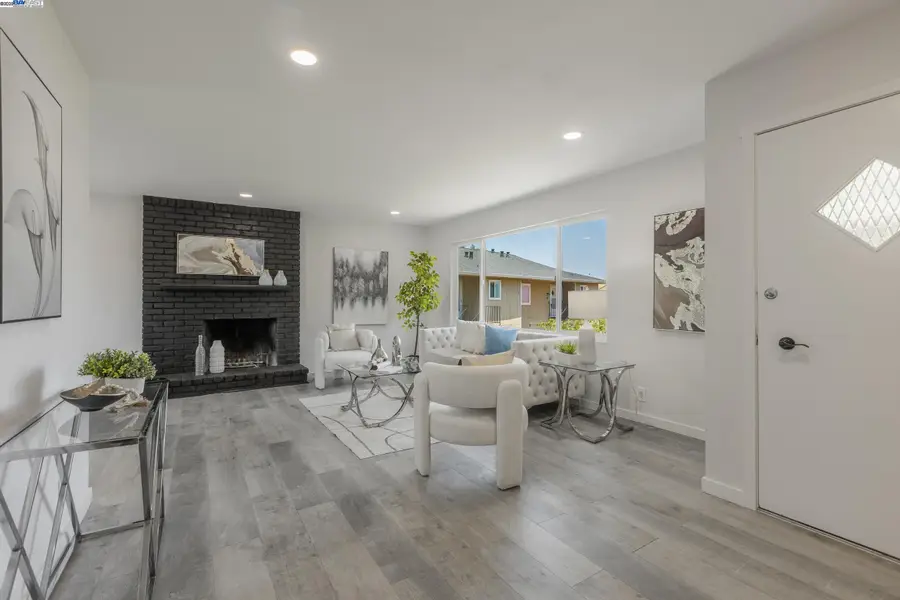 1965 Ascot Dr #6, Moraga, CA 94556 - Image #3