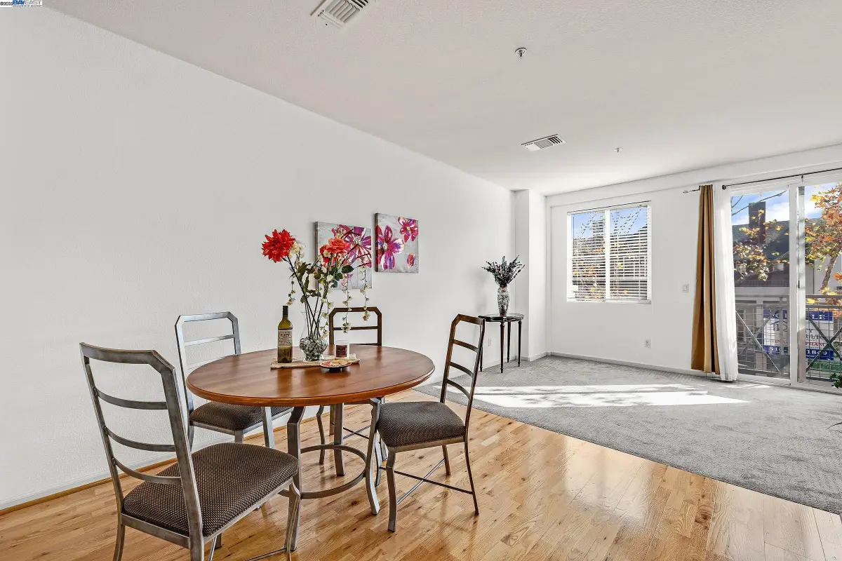 710 City Walk Pl #4, Hayward, CA 94541 - Image #1