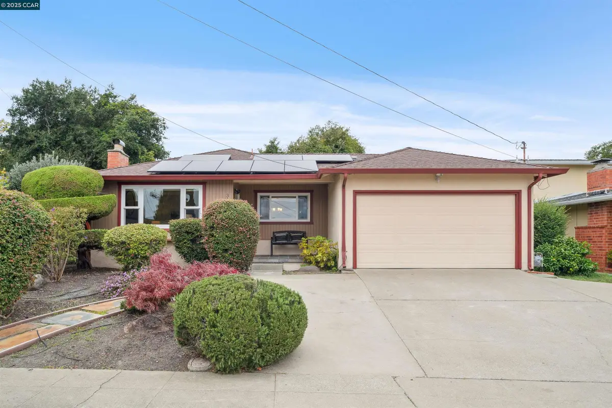 3141 Deseret Dr, Richmond, CA 94803 - Image #1