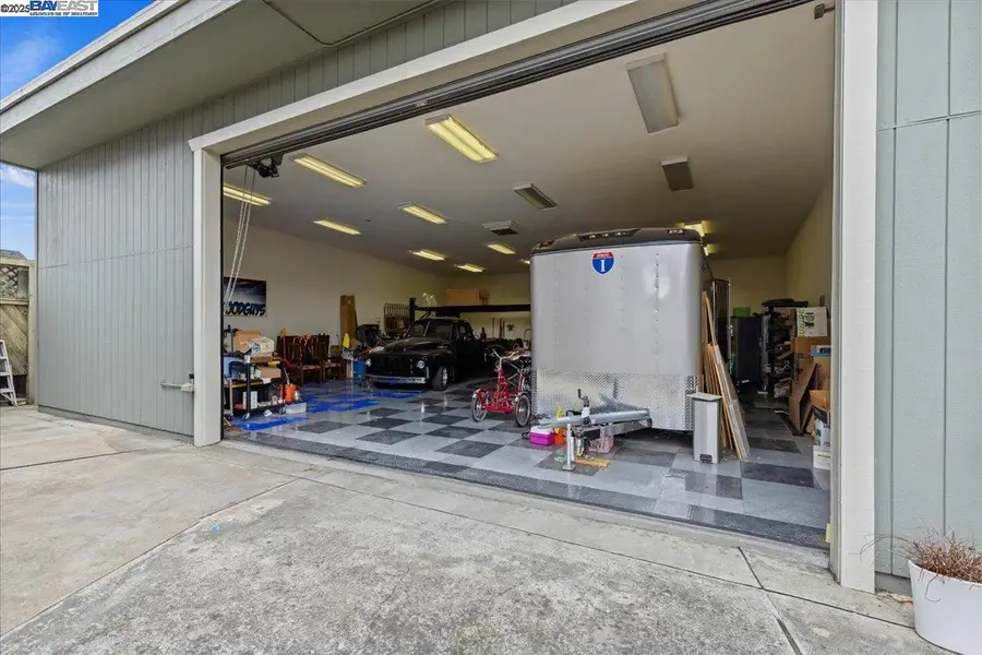 1672 Crescent Avenue, Castro Valley, CA 94546 - #2