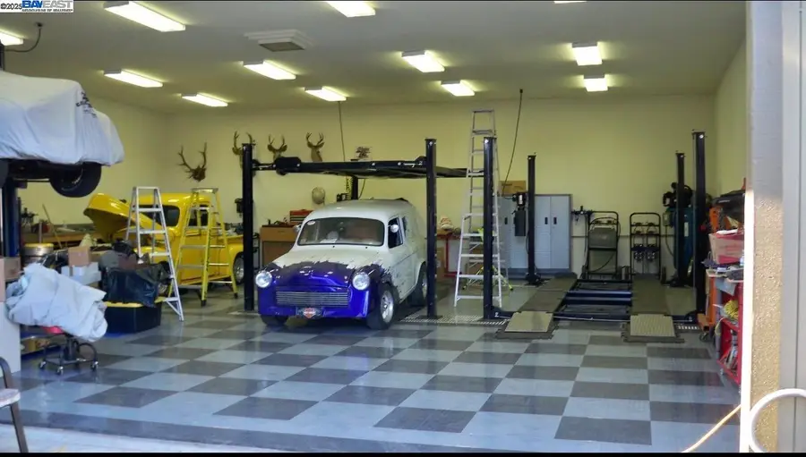 1672 Crescent Avenue, Castro Valley, CA 94546 - #3