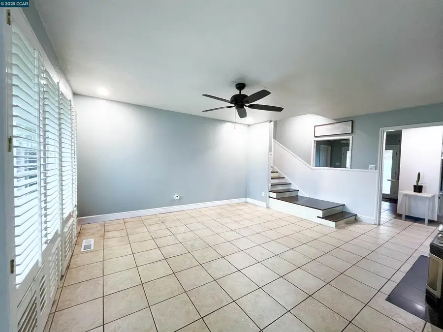 250 W Cypress Rd, Oakley, CA 94561 - #3