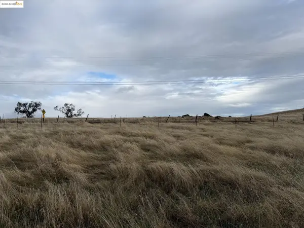 01 St Petersburg Rd, Valley Springs, CA 95252