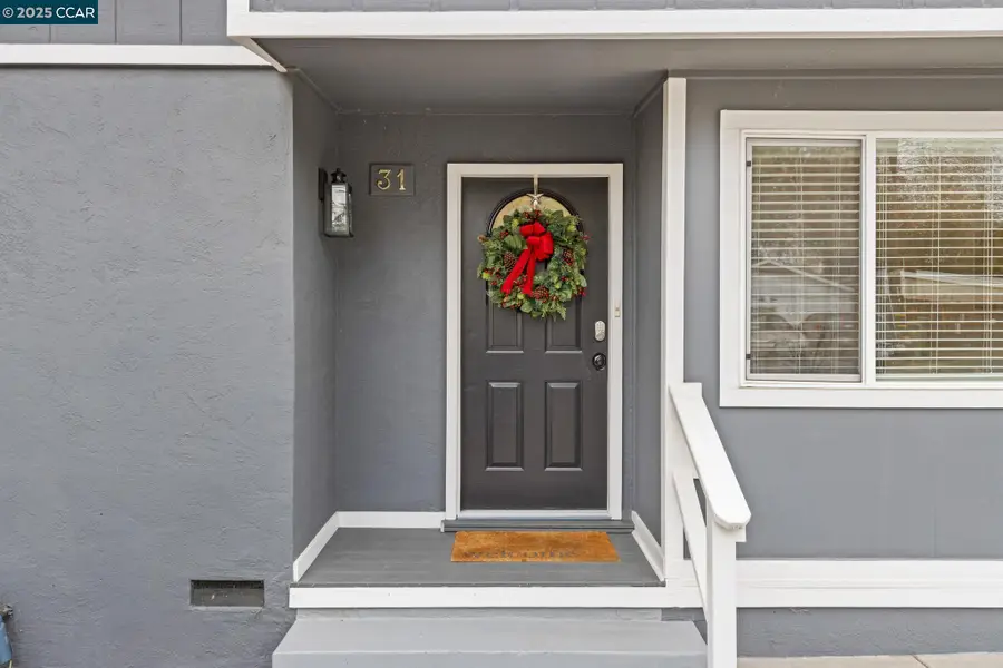 31 Adelaide Dr, Martinez, CA 94553 - Image #3