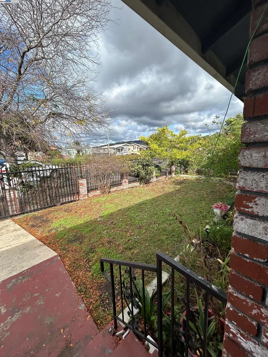 1712 73rd Ave, Oakland, CA 94621 - Image #2
