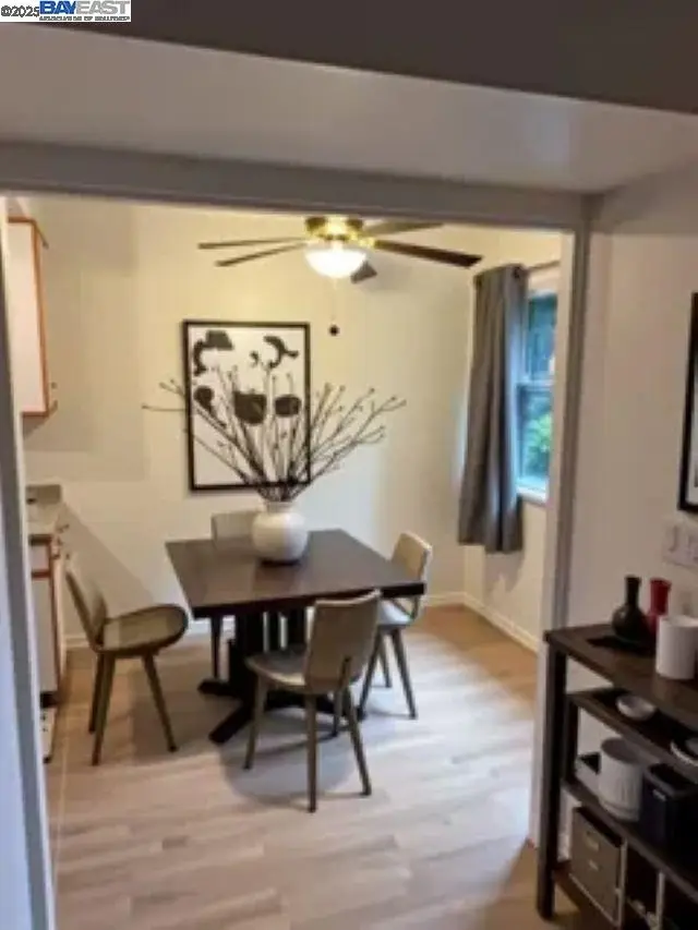 884 Camelback Pl, Pleasant Hill, CA 94523 - Image #2