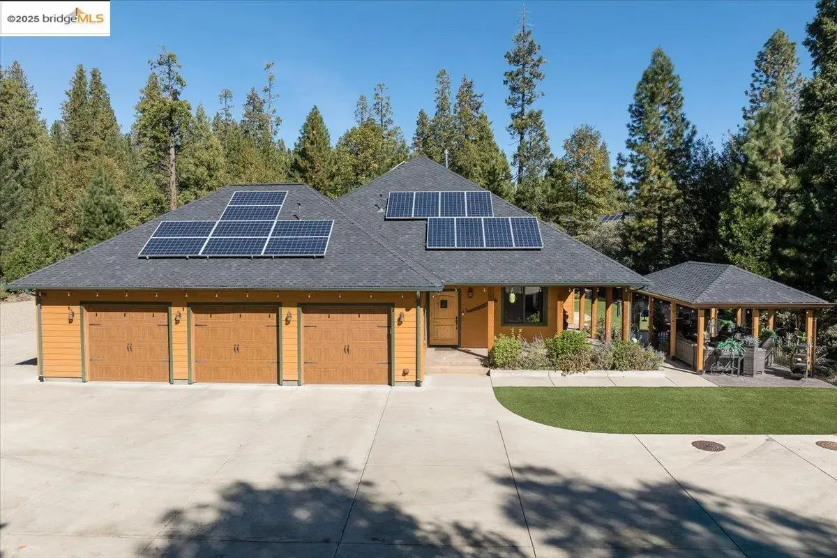 19800 Six Point Ct, Twain Harte, CA 95383 - Image #1