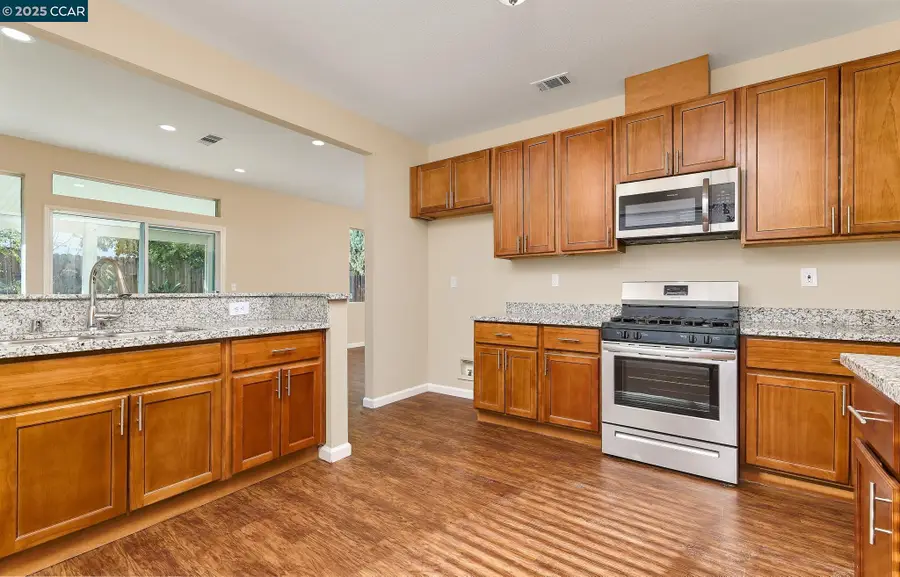 339 Fall Cir, Oakley, CA 94561 - Image #3