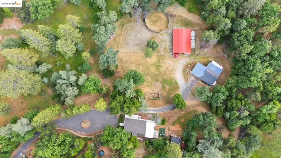 20638 Maranatha Rd., Tuolumne, CA 95379 - Image #2