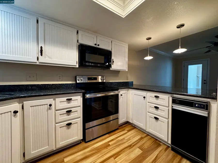 1640 San Miguel Dr, Walnut Creek, CA 94596 - Image #2