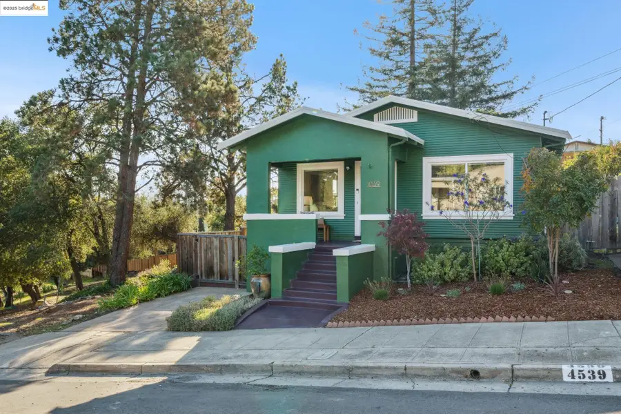 4539 Pampas Ave, Oakland, CA 94619 - Image #2