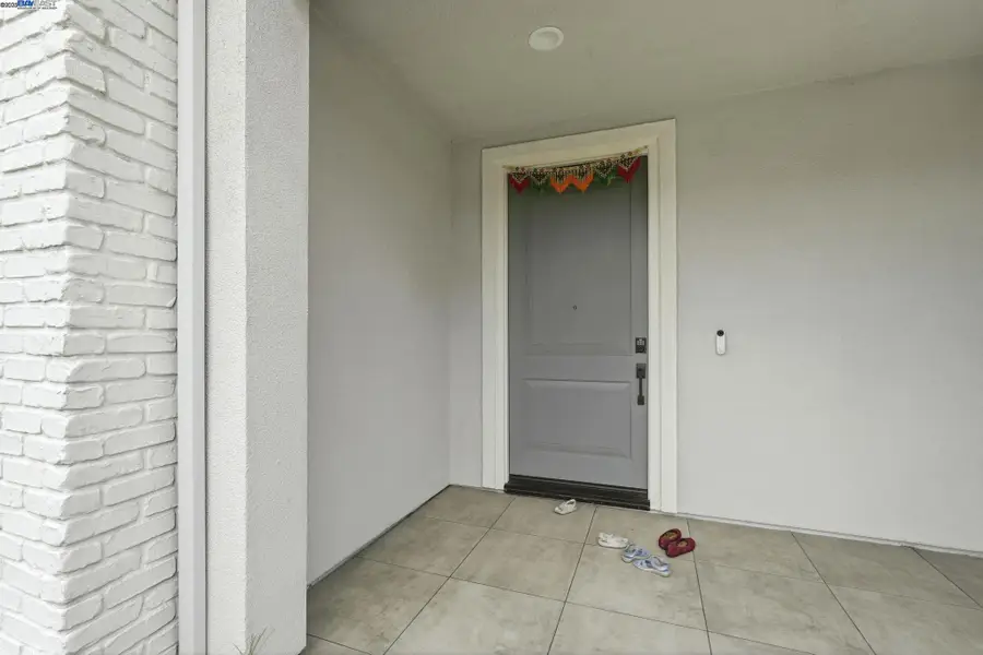 3039 Paxton Ct, Lathrop, CA 95330 - Image #3