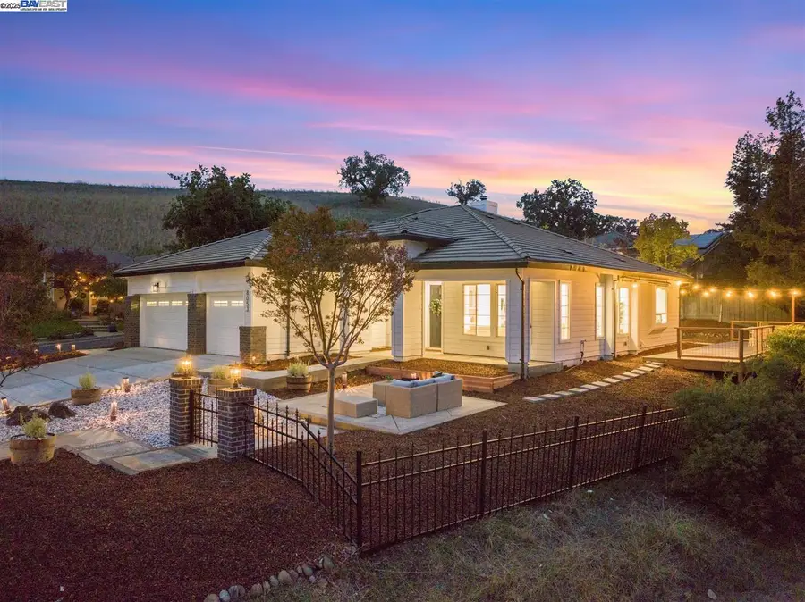 8053 Kelok Way, Clayton, CA 94517 - Image #3