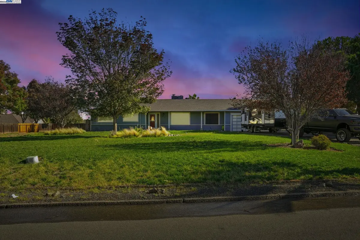 34724 Bernard Rd, Tracy, CA 95377 - Image #1
