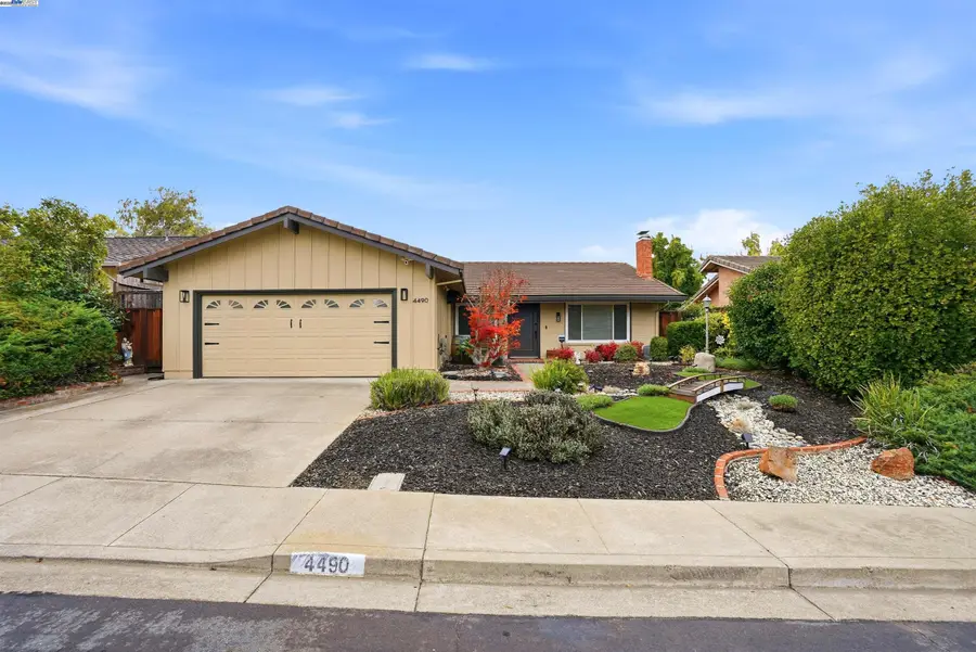 4490 Buckthorn Ct, Concord, CA 94521 - Image #2