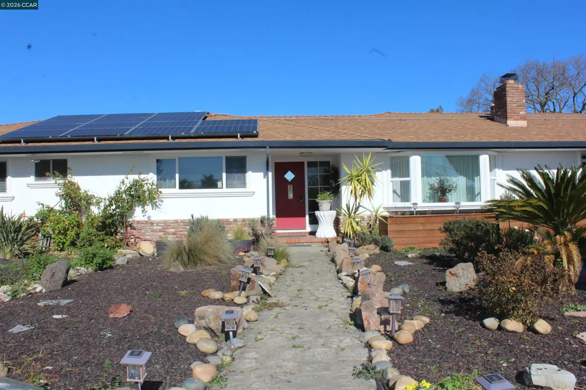 330 W Cypress Rd, Oakley, CA 94561 - #1