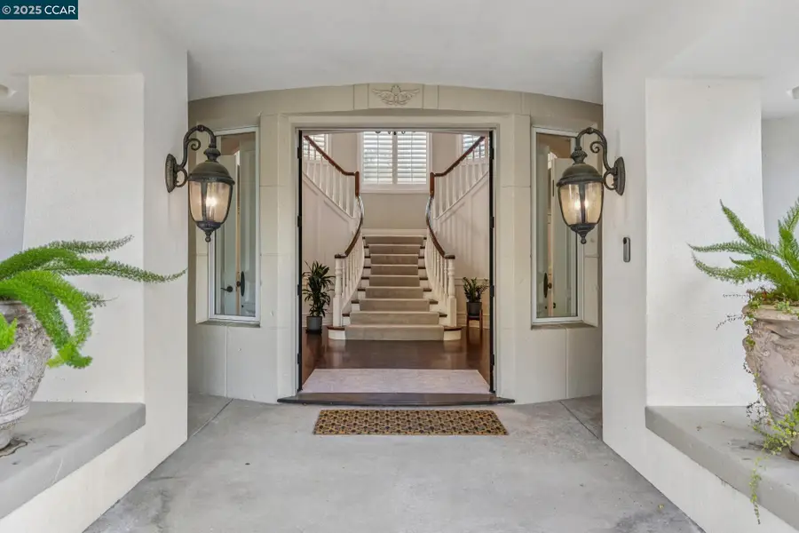 291 Barrington Lane, Alamo, CA 94507 - Image #2