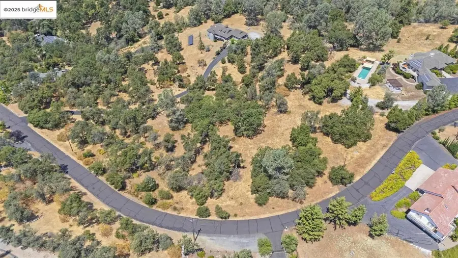 16400 Crestridge Ave, Sonora, CA 95370 - #2