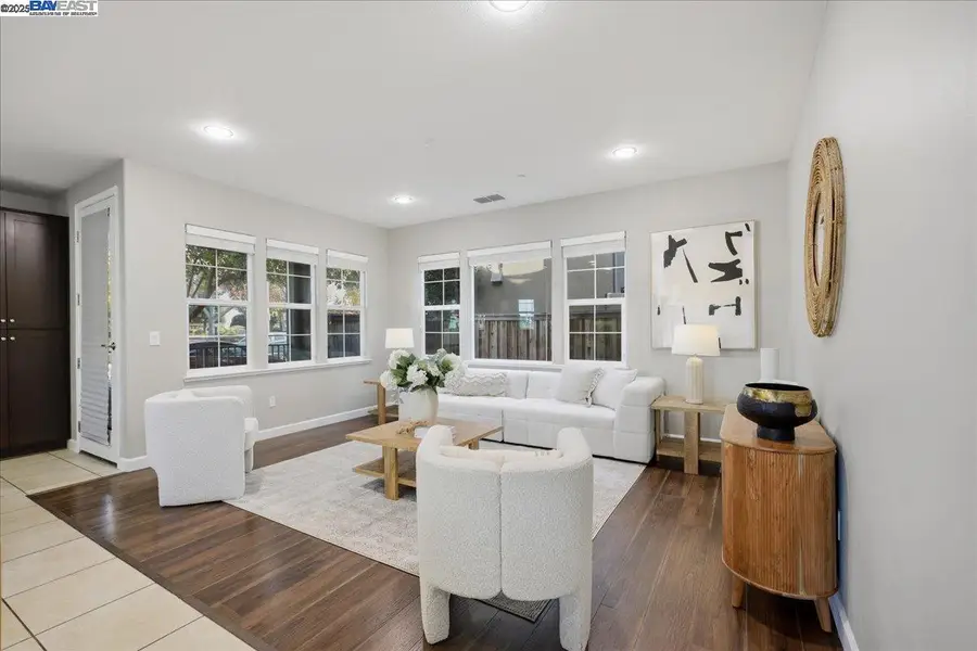 1504 Middle Ln, Hayward, CA 94545 - Image #3