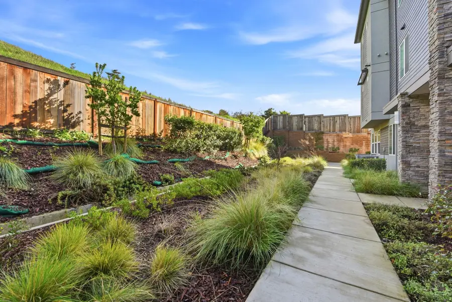 721 Delve Ct, Hayward, CA 94544 - Image #3