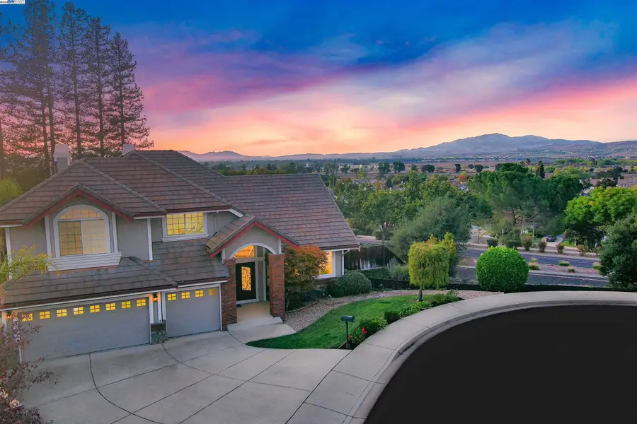 2947 Chardonnay Dr, Pleasanton, CA 94566 - Image #3