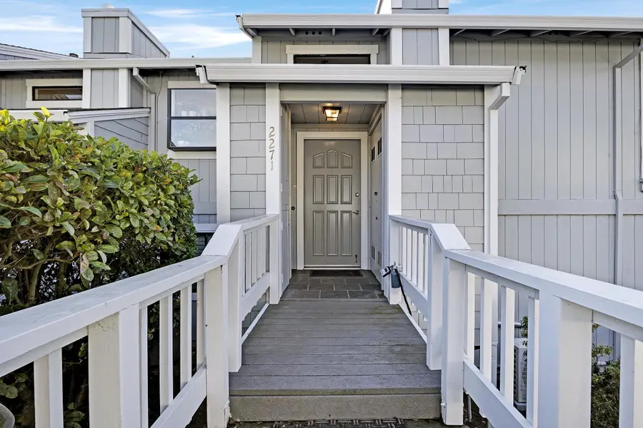 2271 Clearview Cir, Benicia, CA 94510 - Image #2