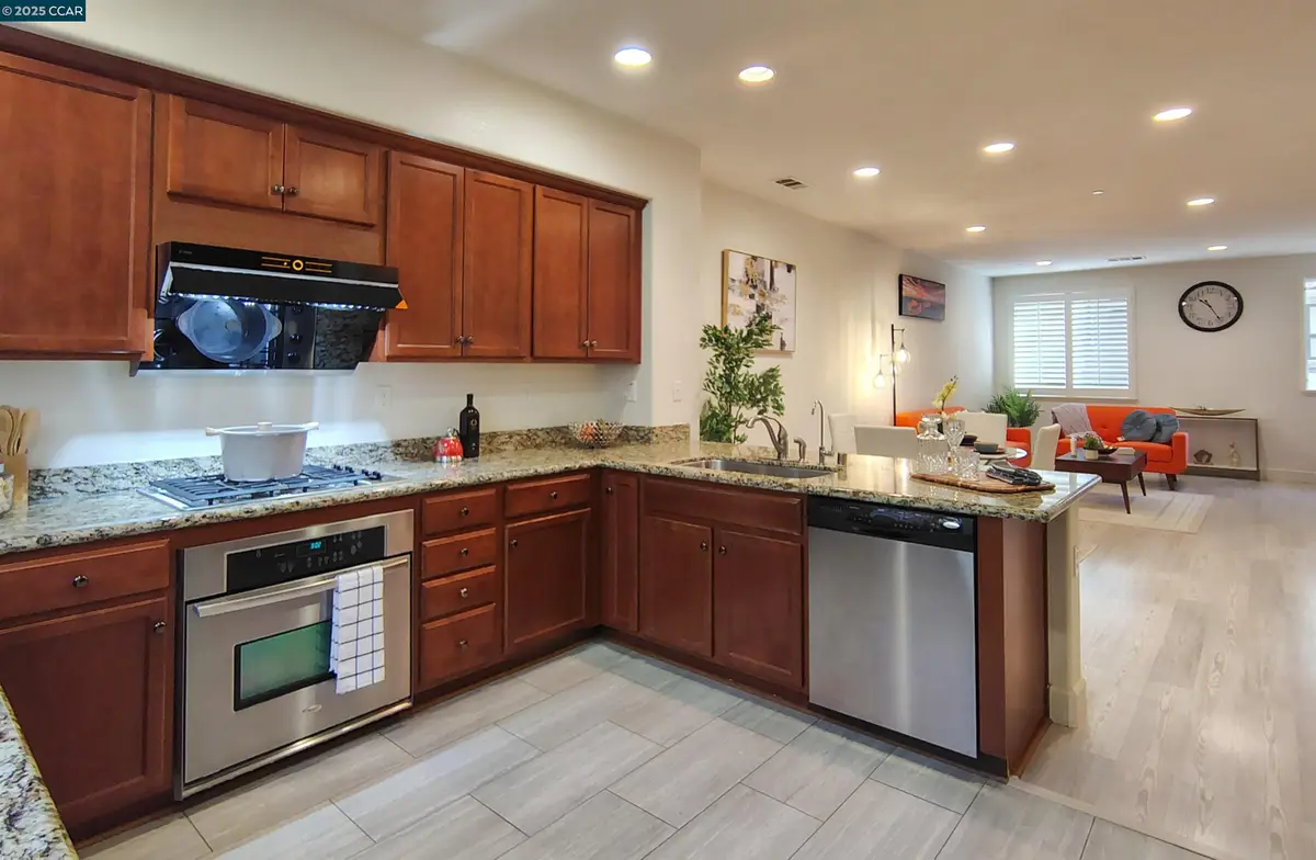 273 Sullivan Way, Hayward, CA 94541 - Image #1